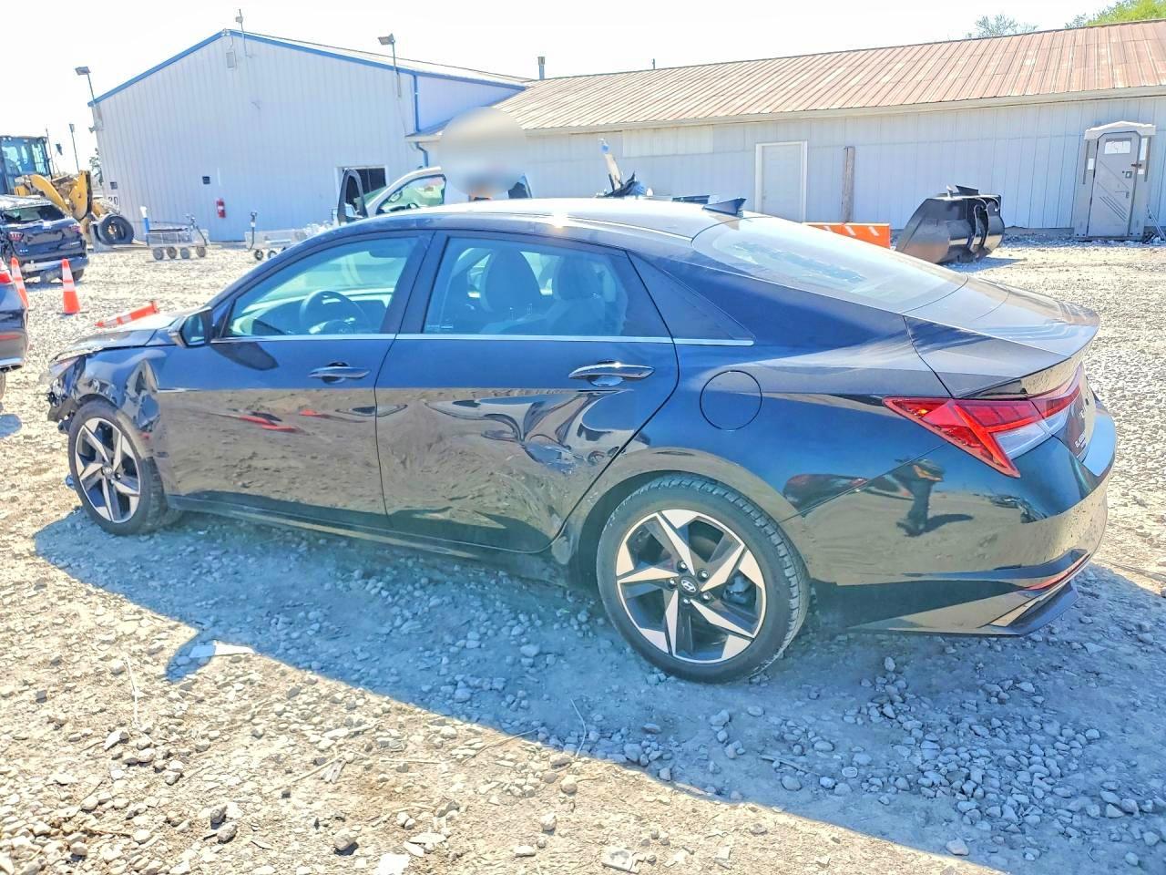 2023 HYUNDAI ELANTRA LIMITED photo 3
