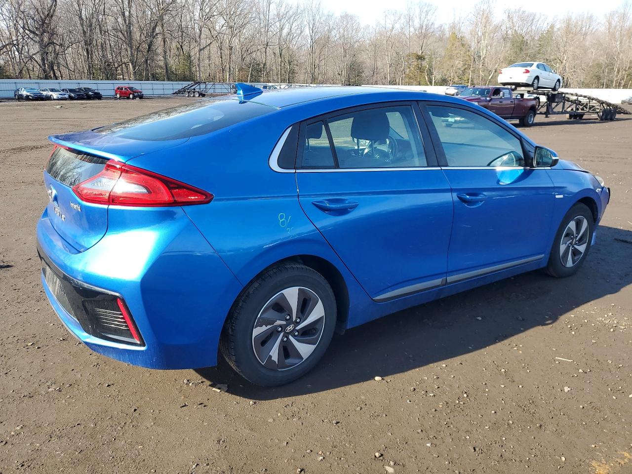 2017 HYUNDAI IONIQ SEL photo 3