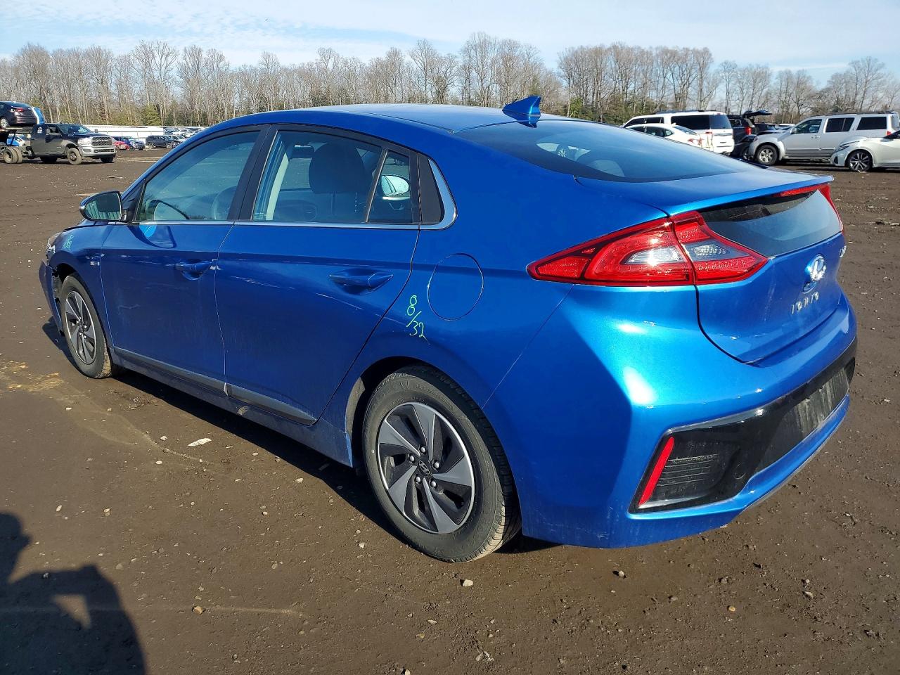 2017 HYUNDAI IONIQ SEL photo 2