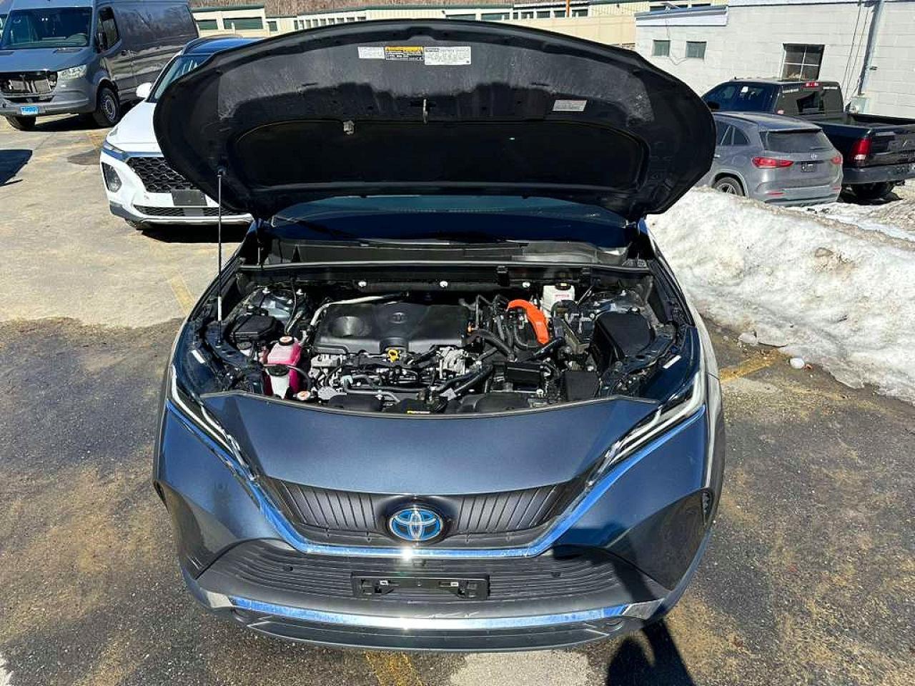 2021 TOYOTA VENZA photo 7