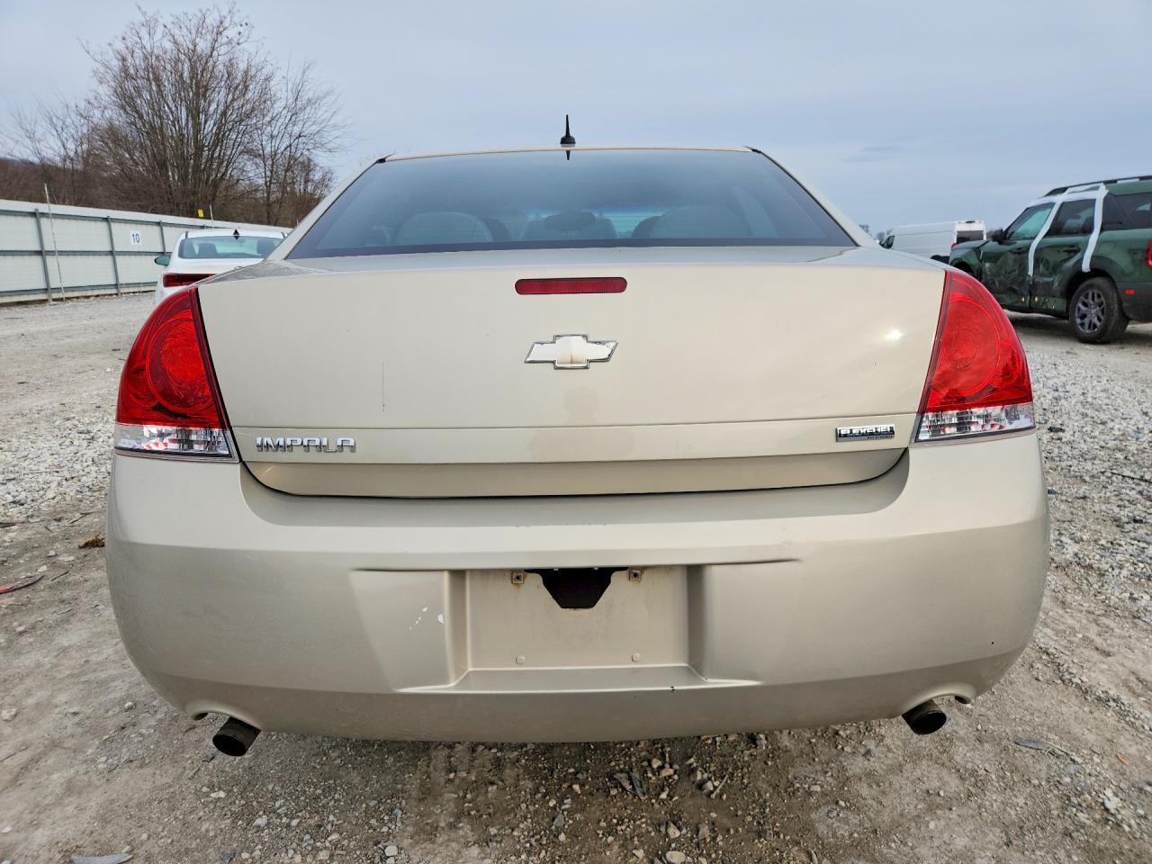 2012 CHEVROLET IMPALA LS photo 11