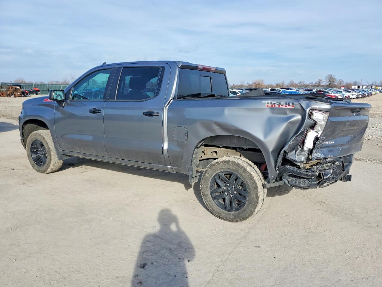 2021 CHEVROLET SILVERADO K1500 LT TRAIL BOSS photo 2
