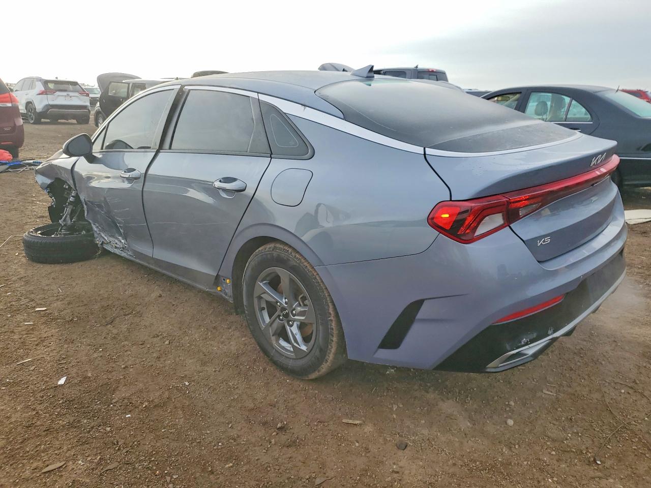 2023 KIA K5 LXS photo 2