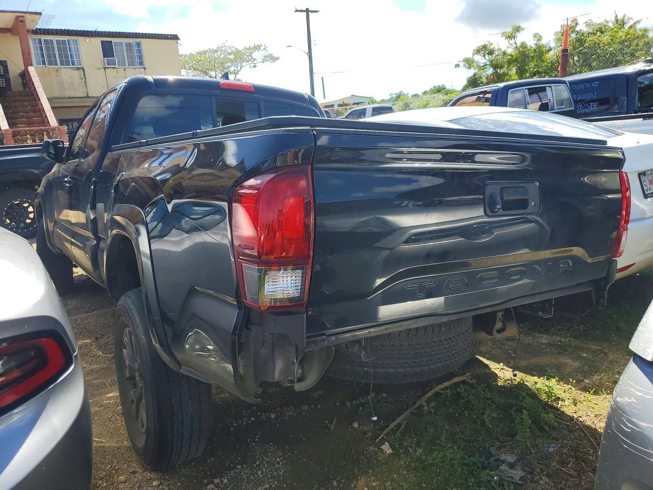 2022 TOYOTA TACOMA ACCESS CAB photo 3