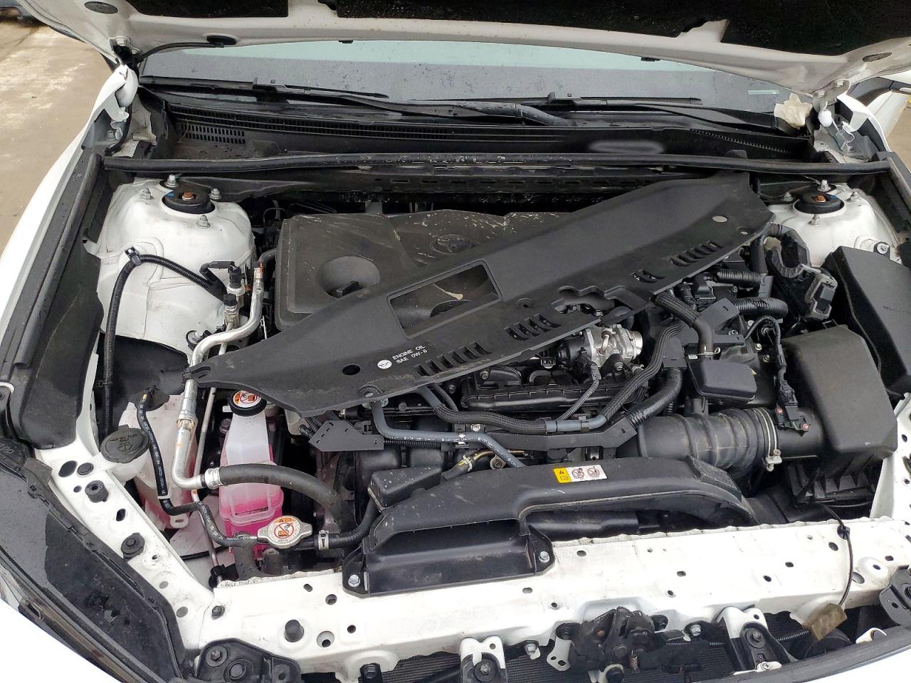 2025 TOYOTA CAMRY SE photo 31