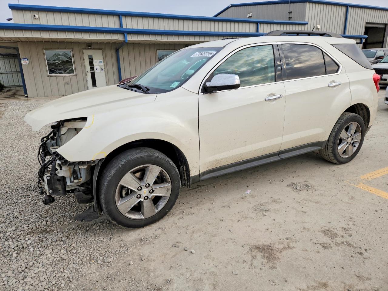 2015 CHEVROLET EQUINOX LT photo 2
