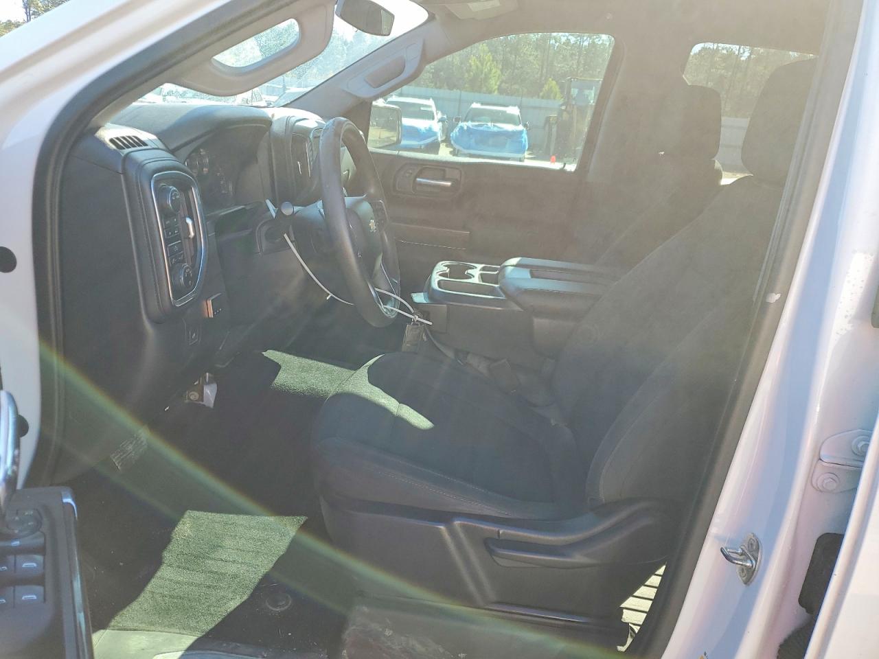 2020 CHEVROLET SILVERADO K1500 LT photo 7