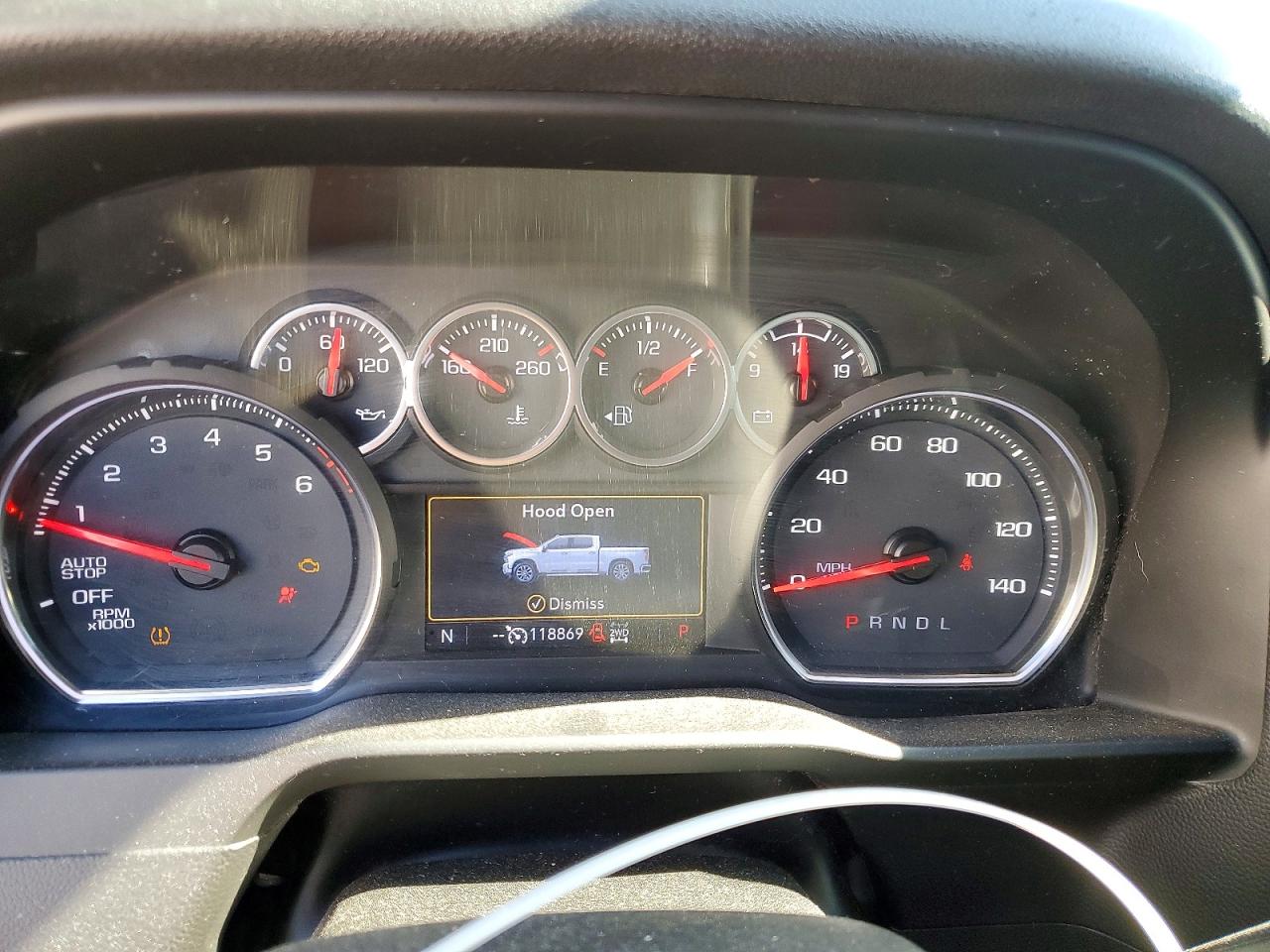 2020 CHEVROLET SILVERADO K1500 LT photo 9