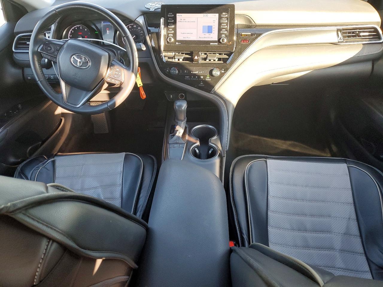 2022 TOYOTA CAMRY SE photo 15