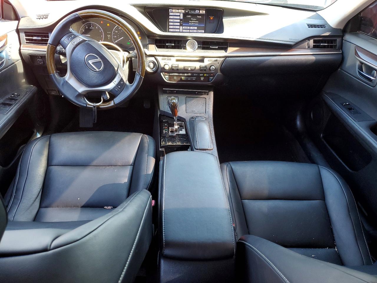 2013 LEXUS ES 350 photo 22