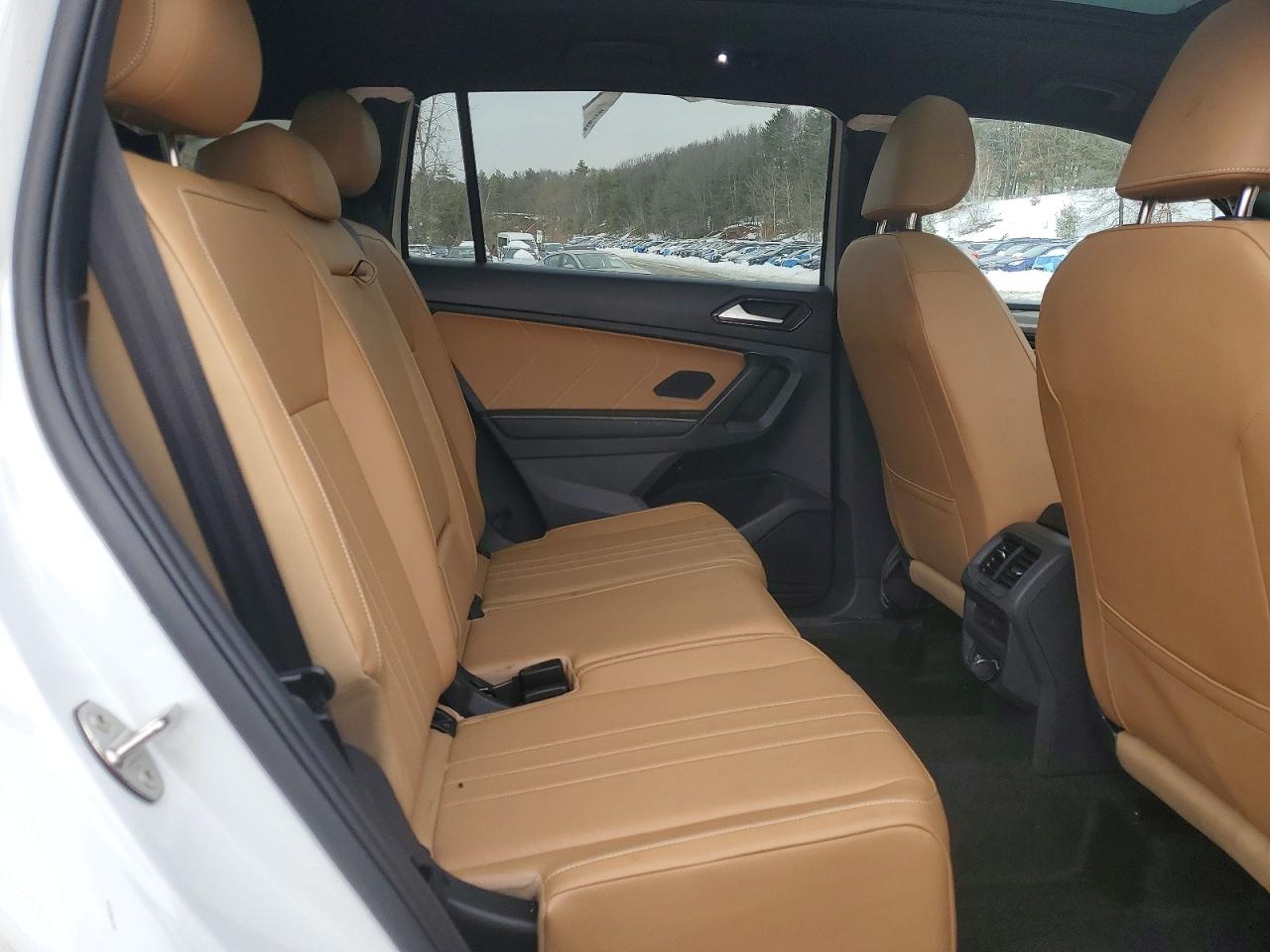 2024 VOLKSWAGEN TIGUAN SE photo 21