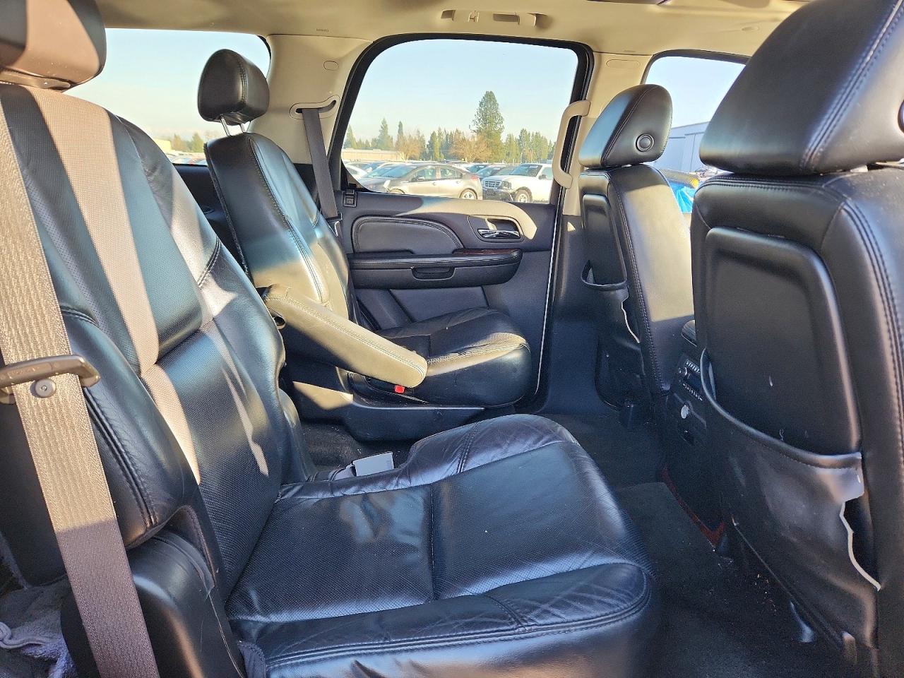 2007 CADILLAC ESCALADE LUXURY photo 19