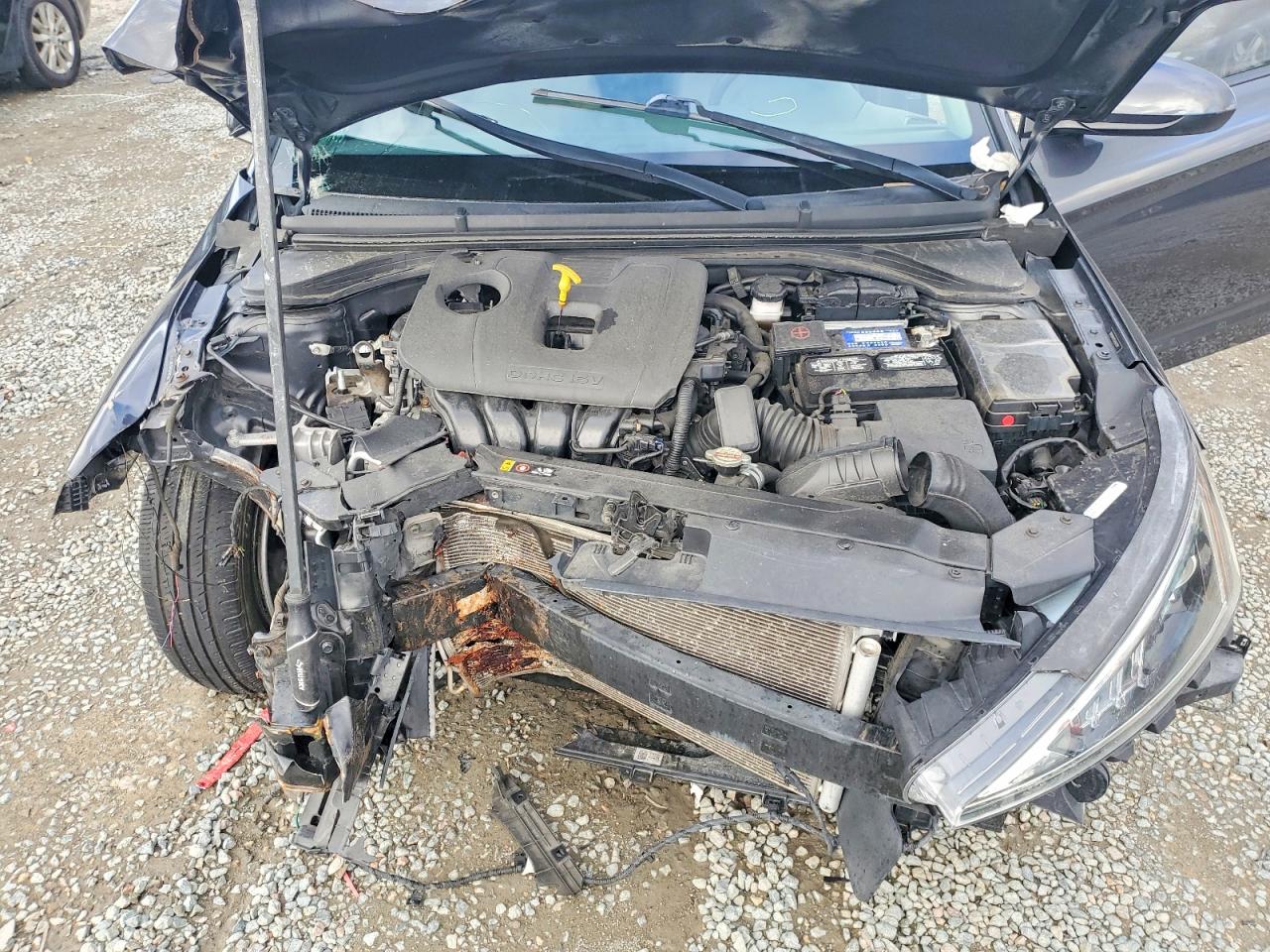 2020 HYUNDAI ELANTRA SEL photo 21