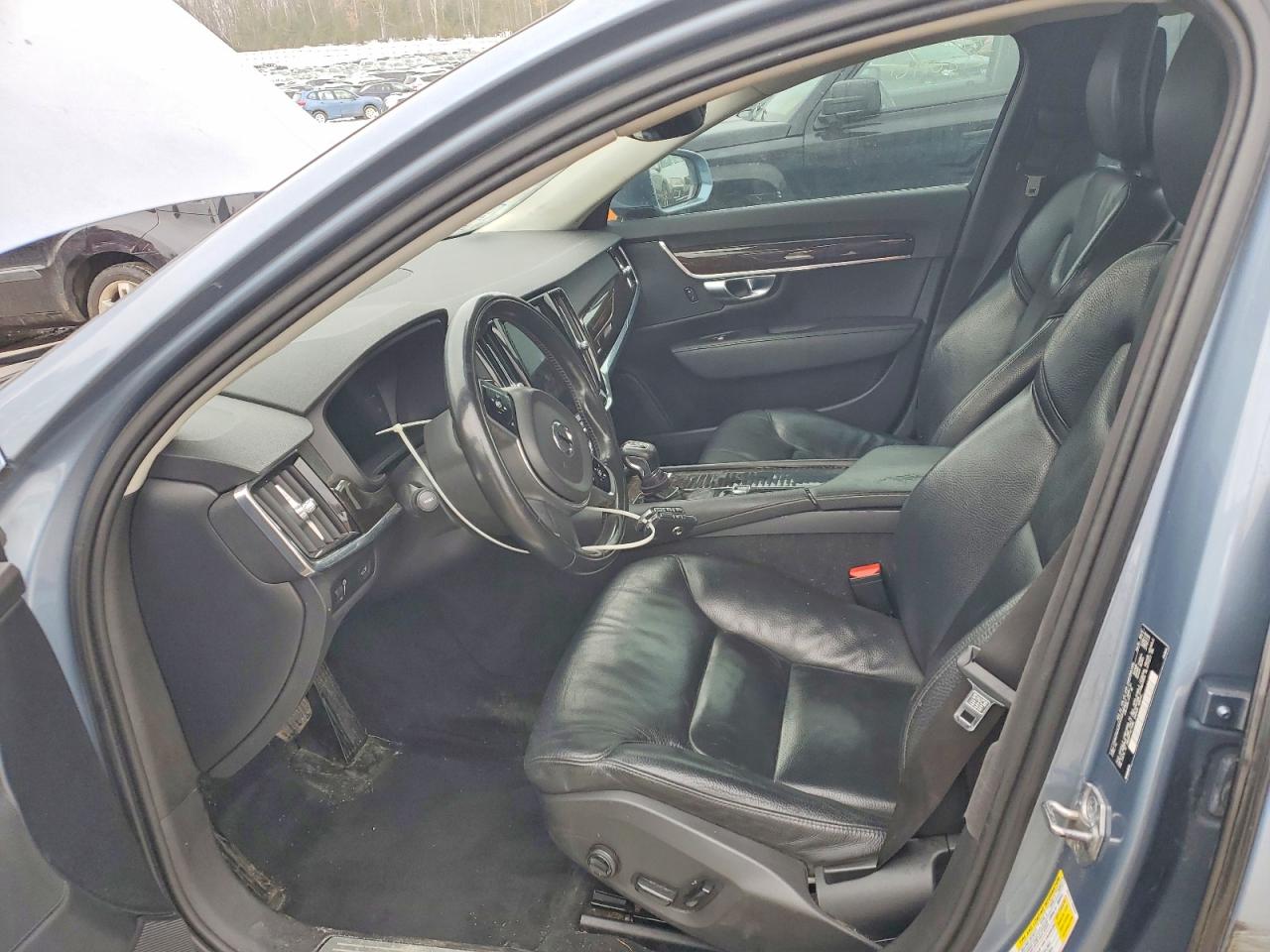 2018 VOLVO S90 T5 MOMENTUM photo 13