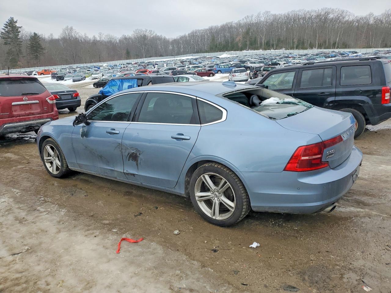 2018 VOLVO S90 T5 MOMENTUM photo 3