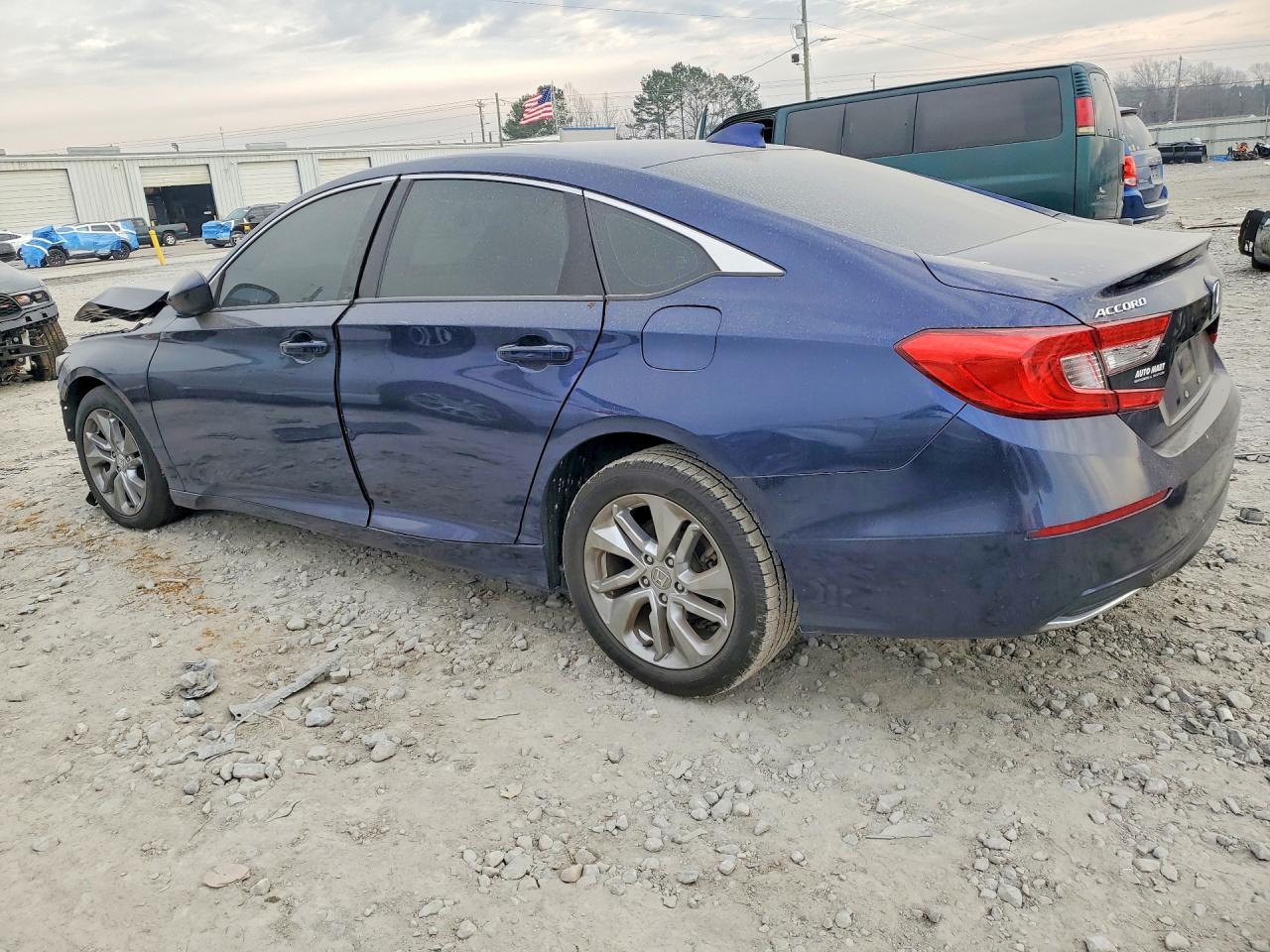 2020 HONDA ACCORD LX photo 4