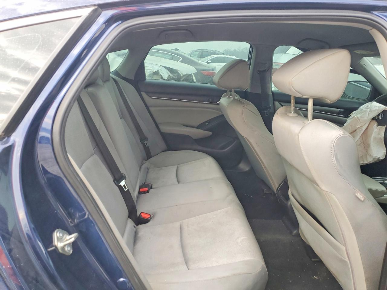 2020 HONDA ACCORD LX photo 28