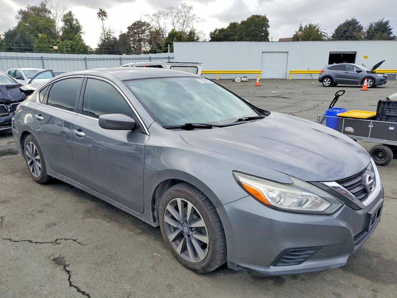 2017 NISSAN ALTIMA 2.5 photo 4