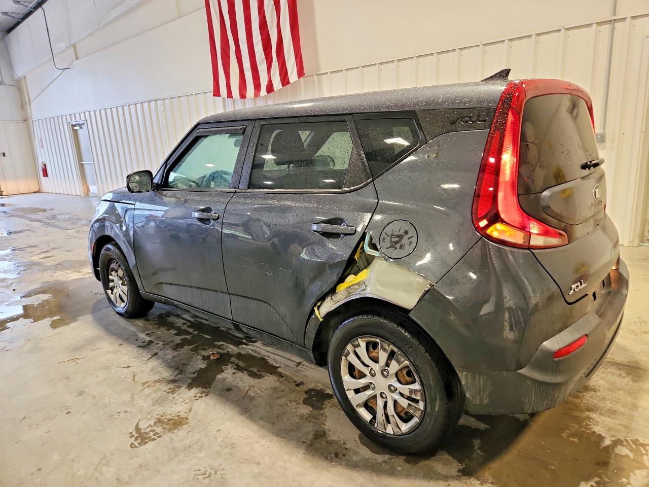 2021 KIA SOUL LX photo 2