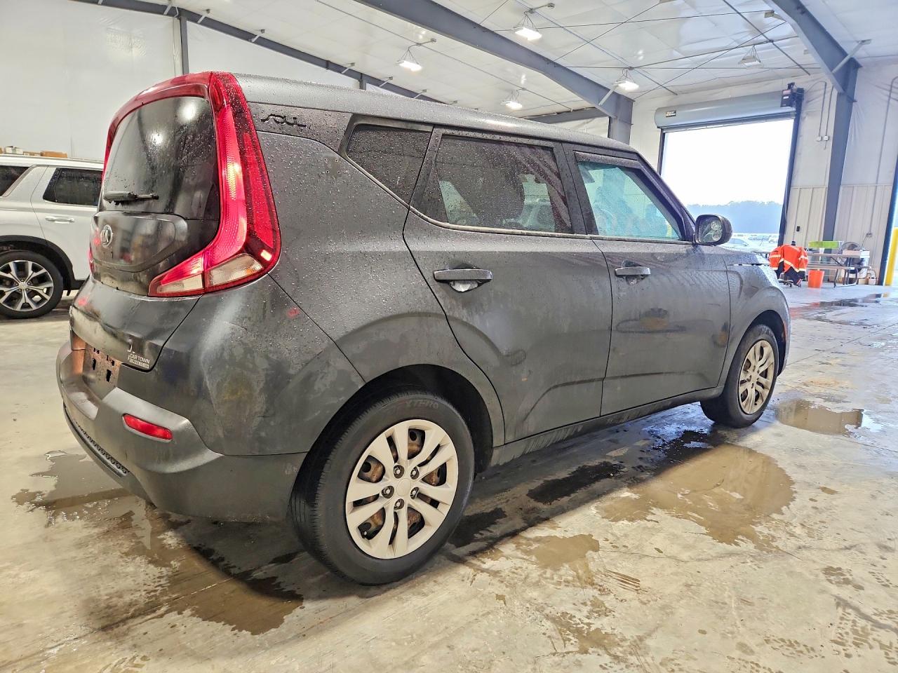 2021 KIA SOUL LX photo 3