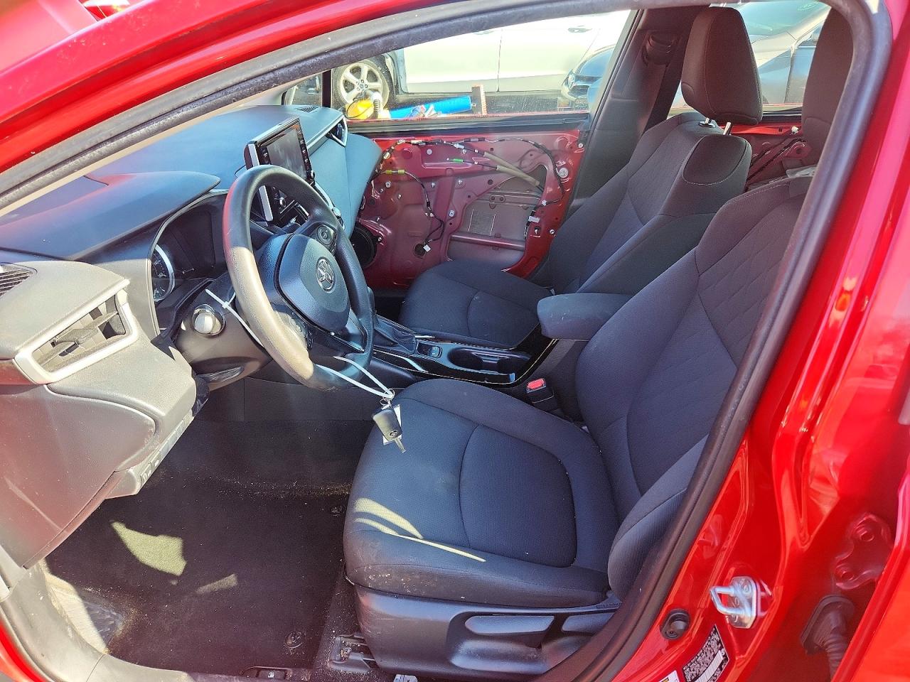 2020 TOYOTA COROLLA LE photo 13