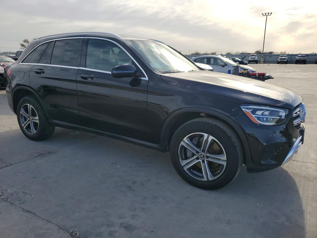 2020 MERCEDES-BENZ GLC 300 photo 7