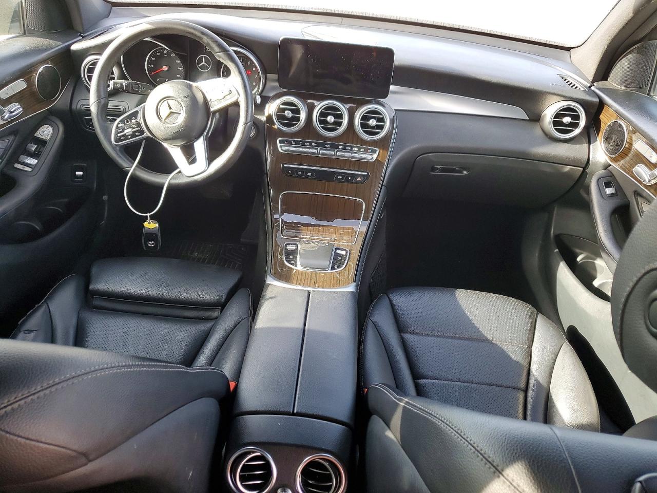 2020 MERCEDES-BENZ GLC 300 photo 15