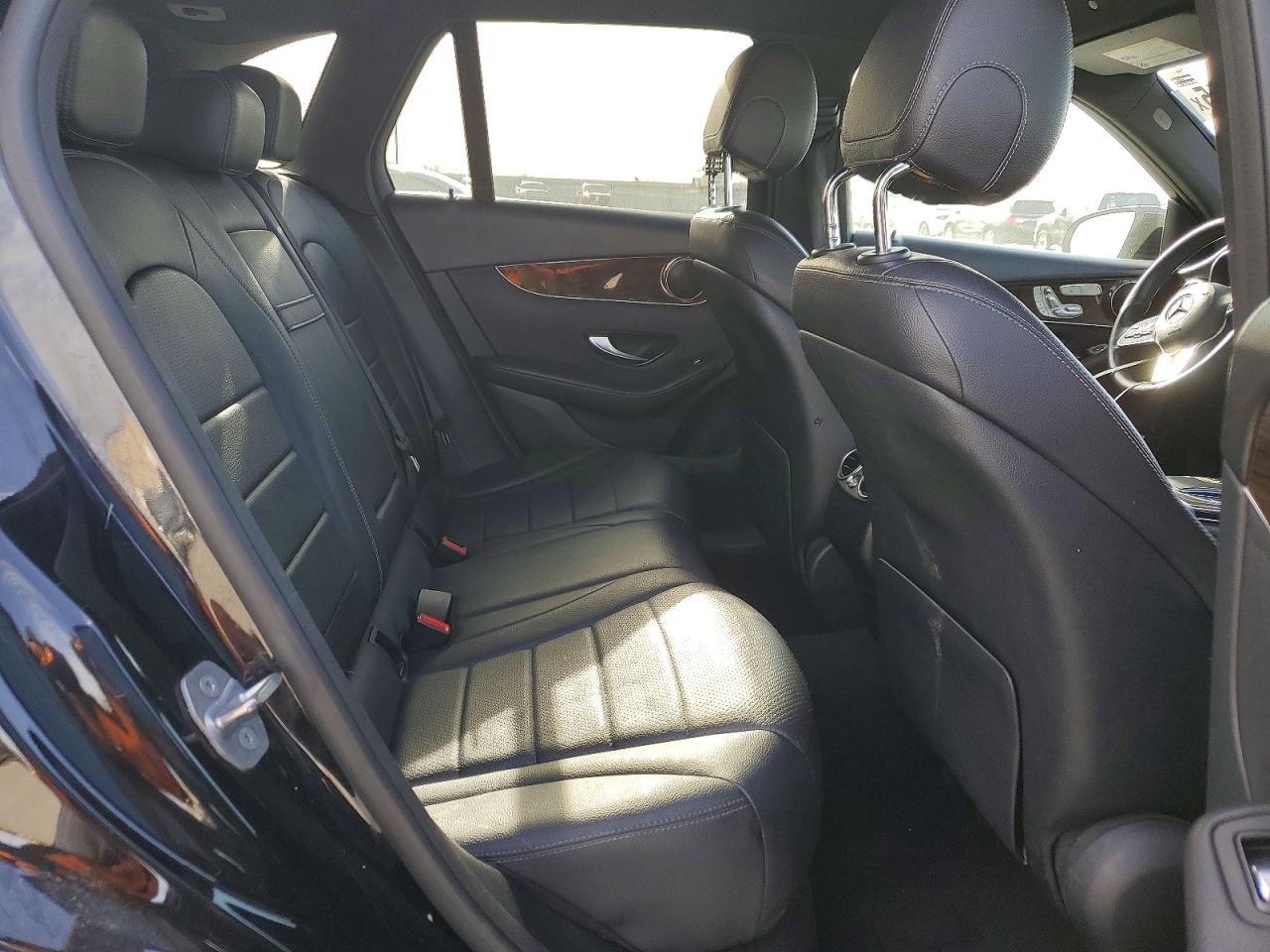 2020 MERCEDES-BENZ GLC 300 photo 21
