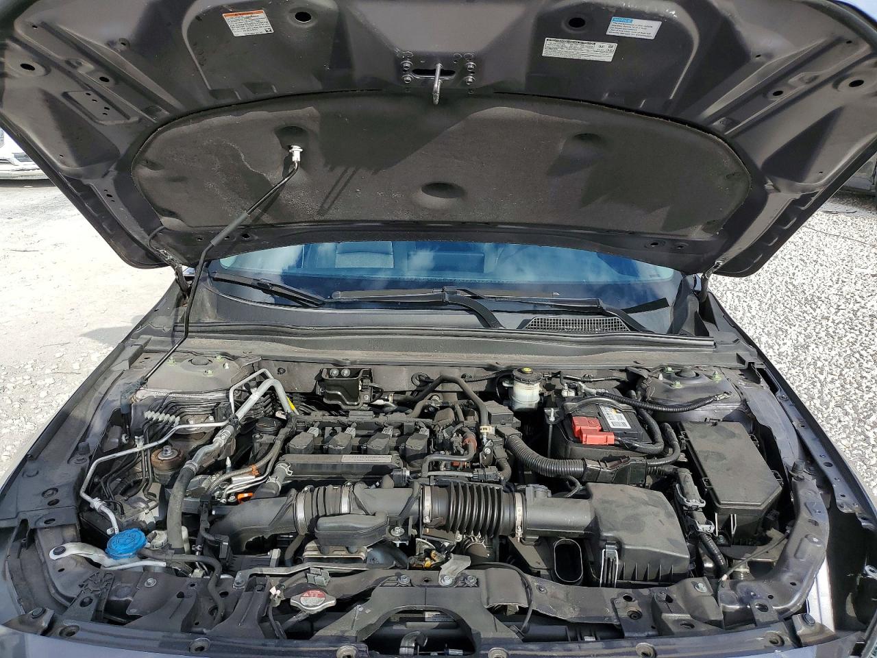 2020 HONDA ACCORD LX photo 31