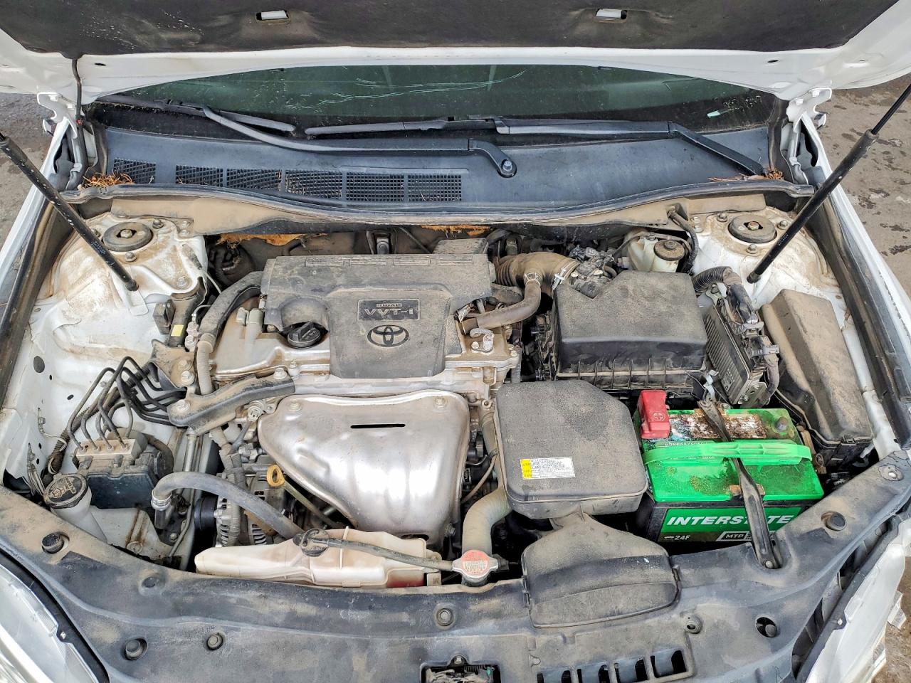 2016 TOYOTA CAMRY LE photo 21