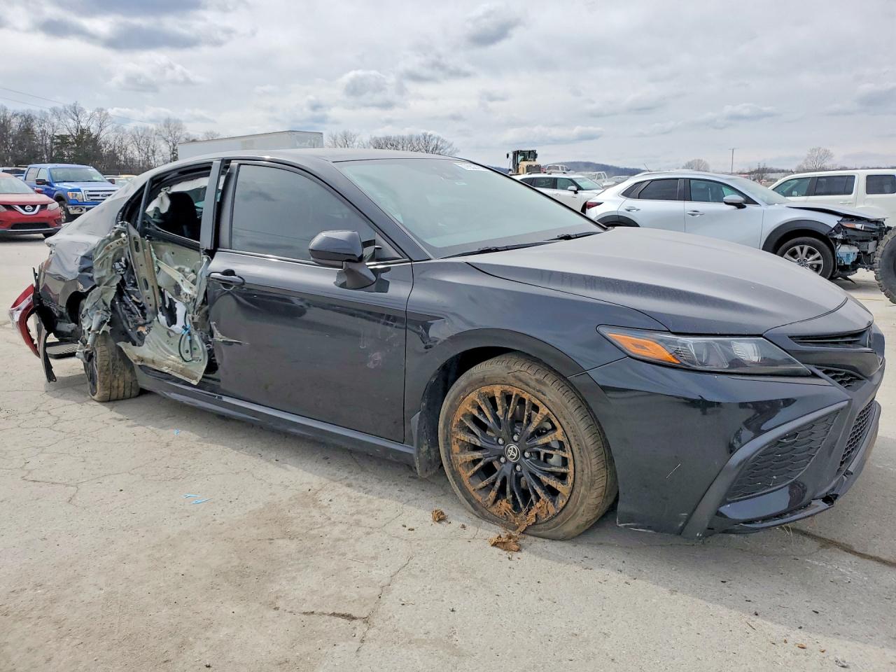 2021 TOYOTA CAMRY SE NIGHT SHADE photo 4