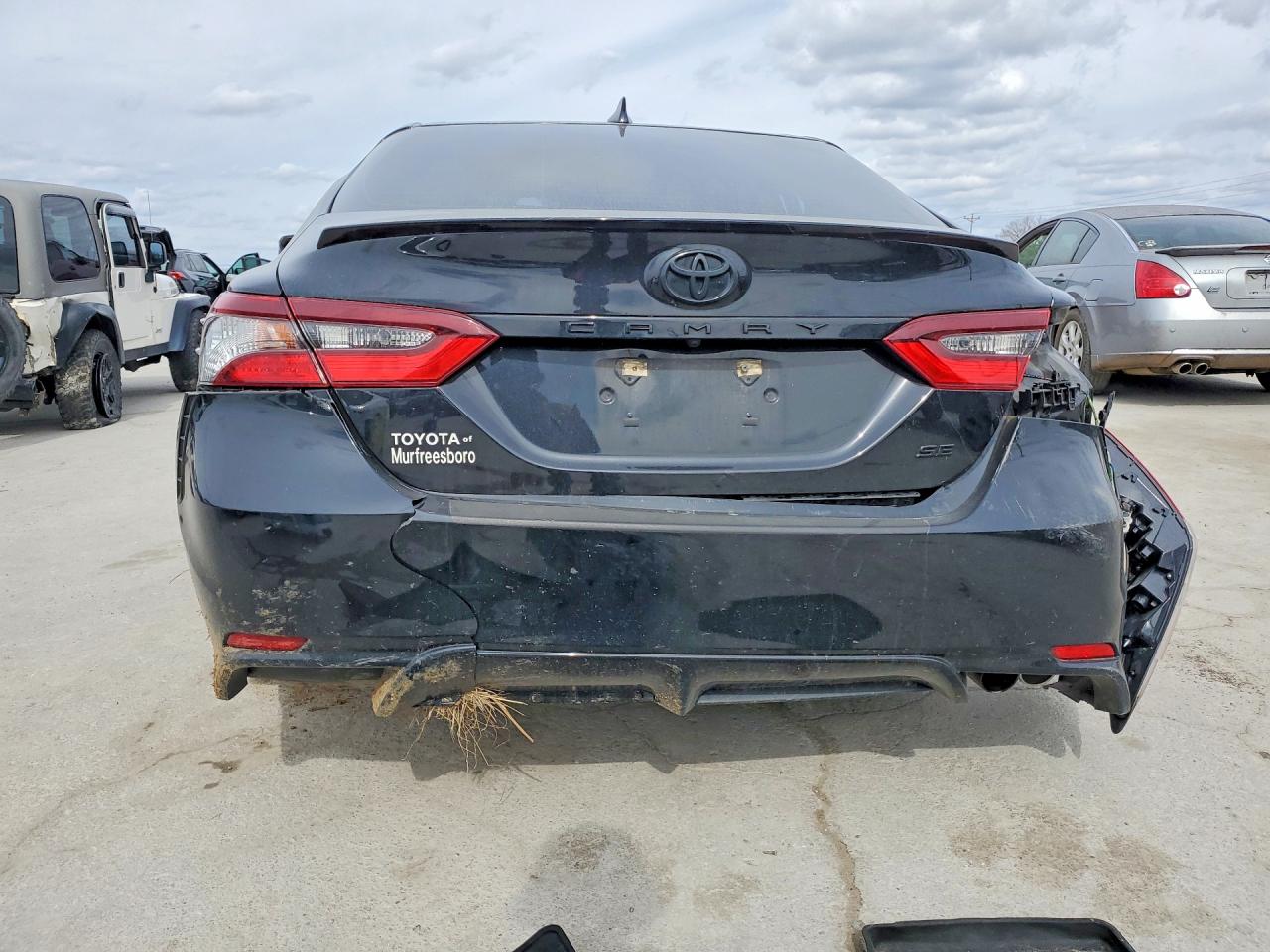 2021 TOYOTA CAMRY SE NIGHT SHADE photo 6