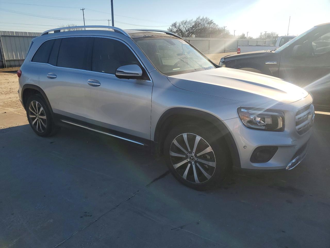 2021 MERCEDES-BENZ GLB 250 photo 7