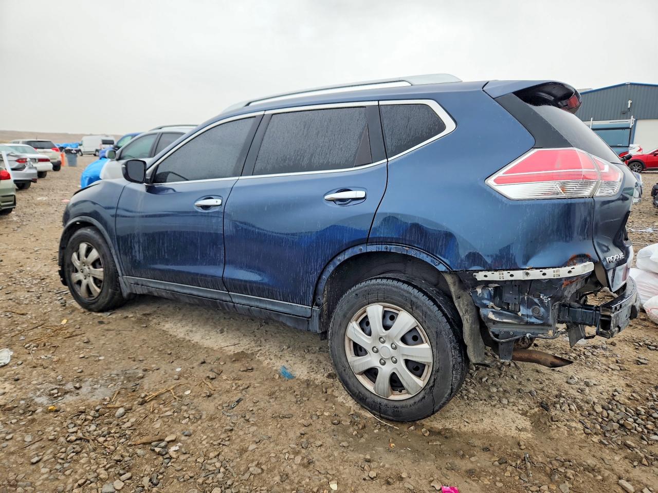 2016 NISSAN ROGUE S photo 2