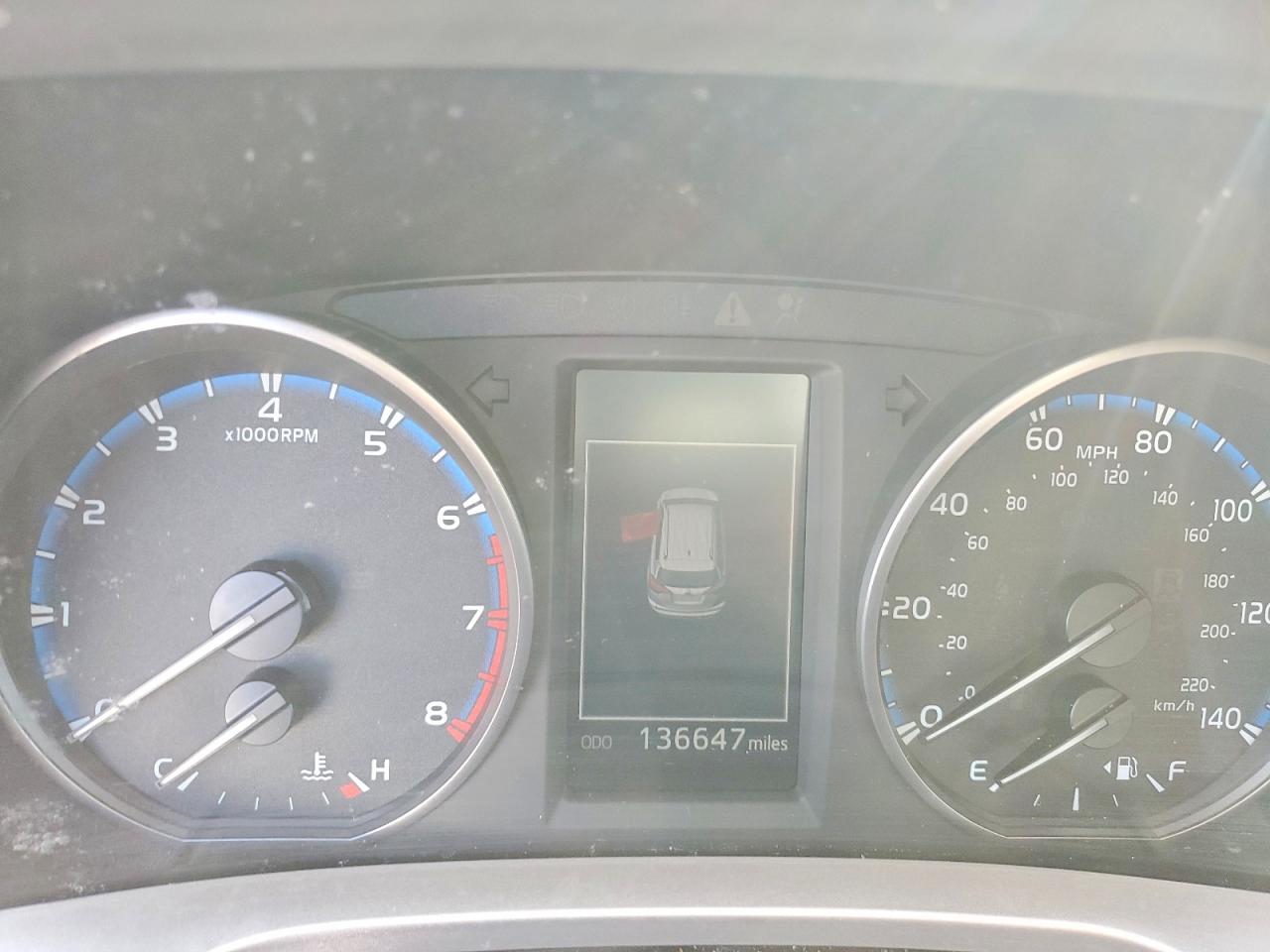 2017 TOYOTA RAV4 LE photo 9