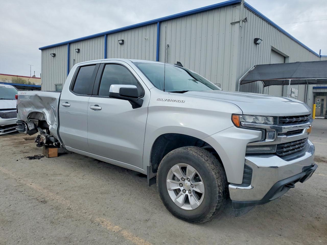 2020 CHEVROLET SILVERADO K1500 LT photo 7