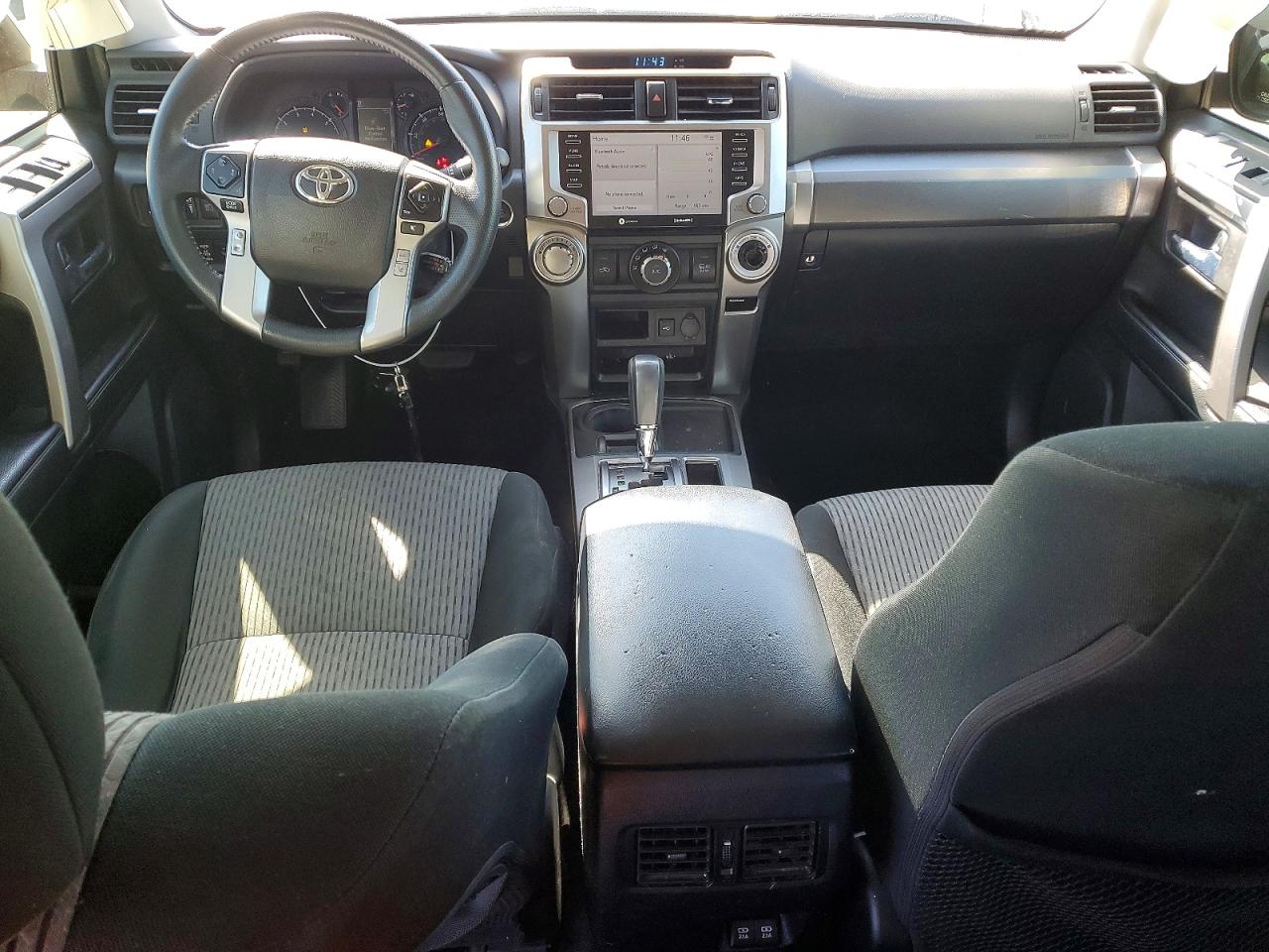 2022 TOYOTA 4RUNNER SR5 photo 8
