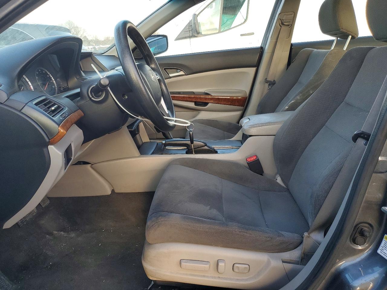 2011 HONDA ACCORD EX photo 7