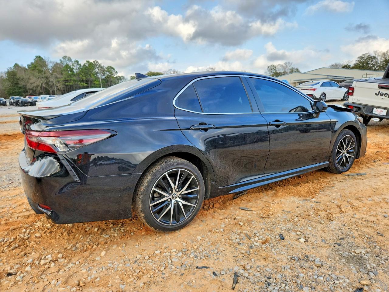 2024 TOYOTA CAMRY SE NIGHT SHADE photo 5