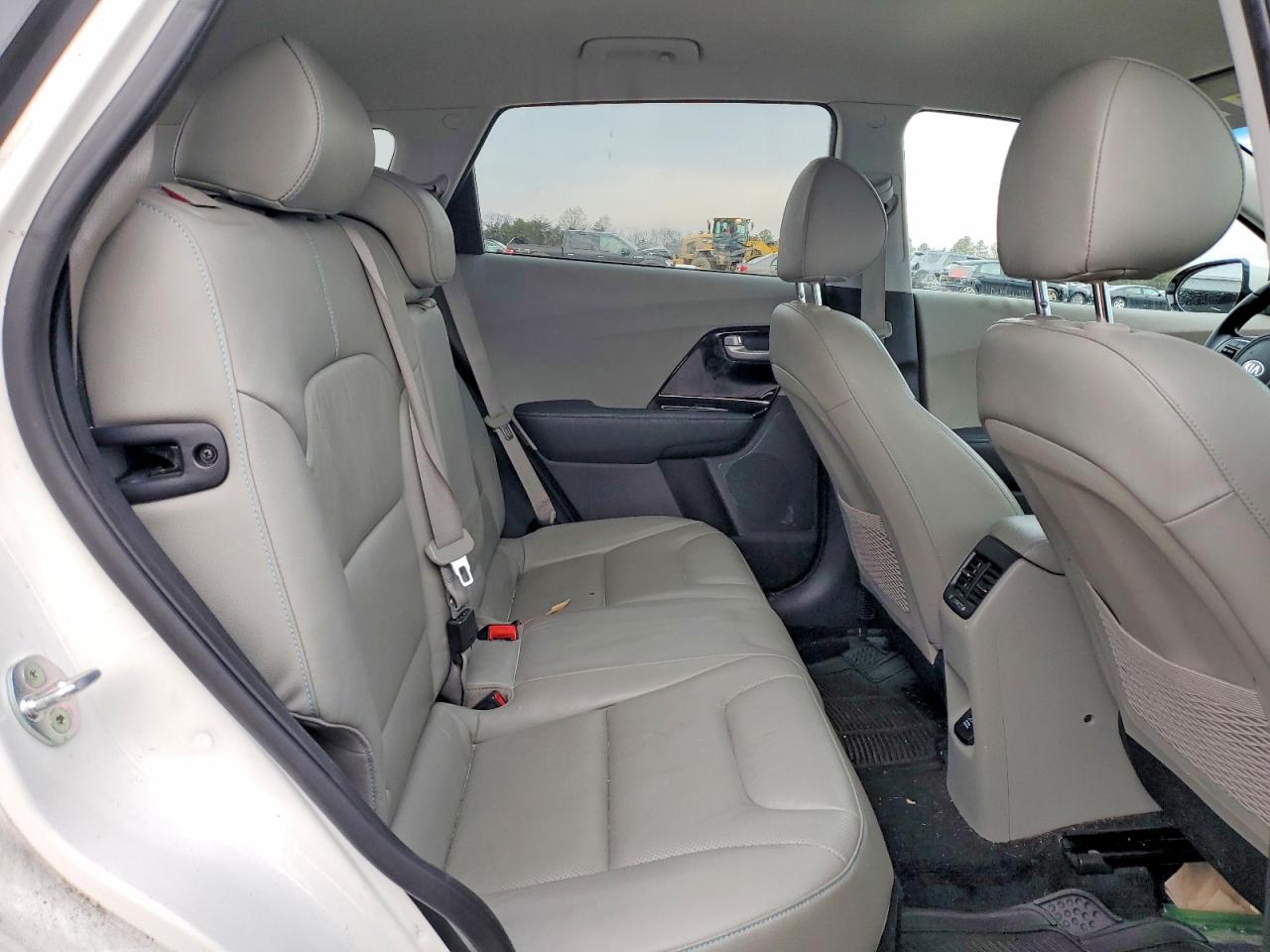2018 KIA NIRO EX PREMIUM photo 21
