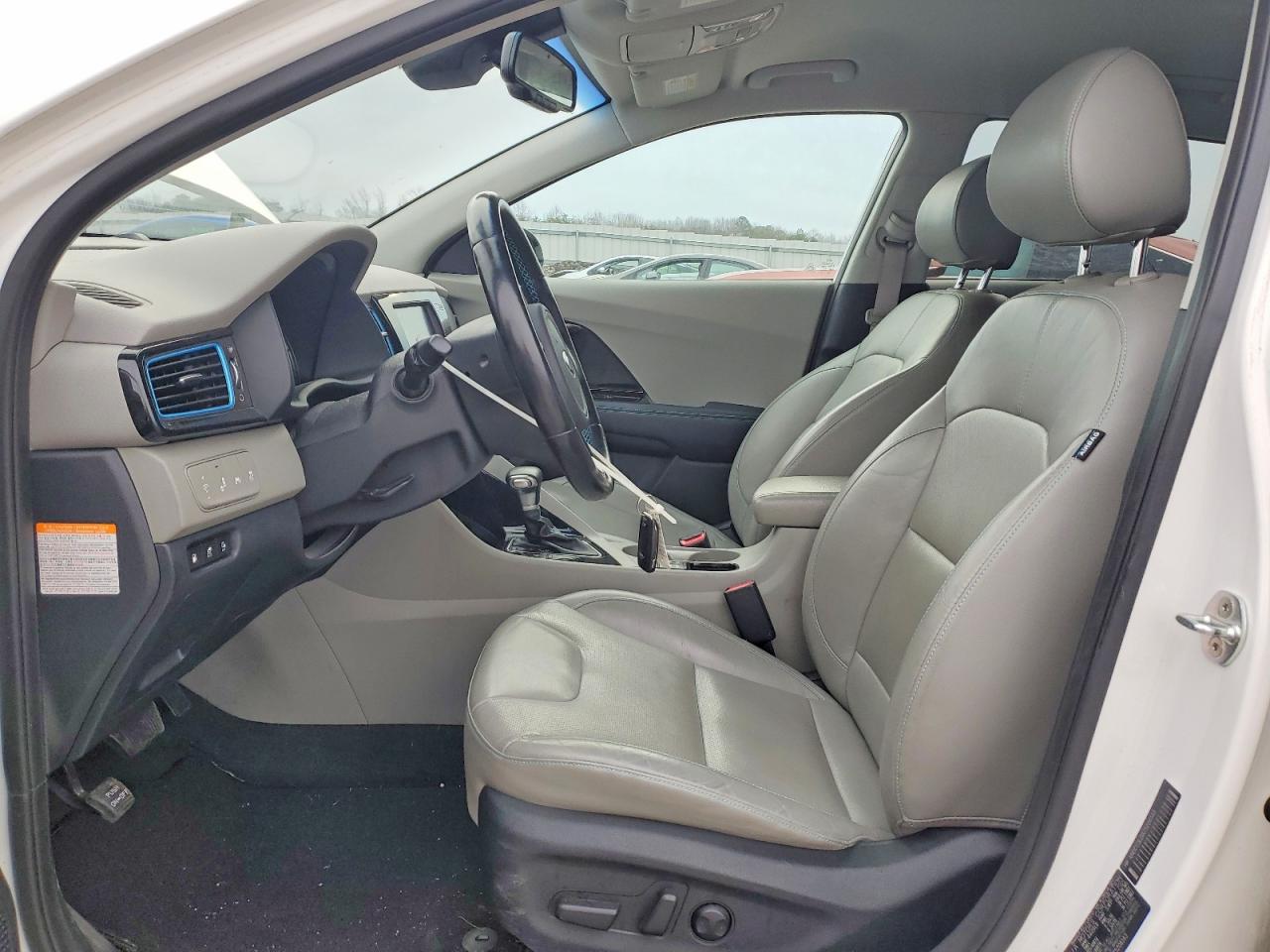 2018 KIA NIRO EX PREMIUM photo 13