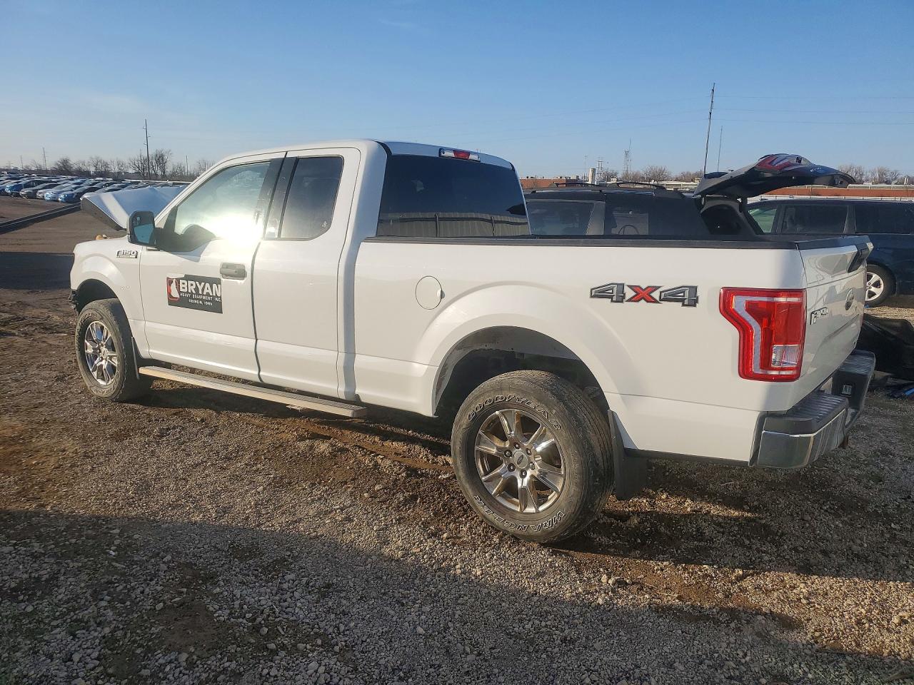 2015 FORD F150 SUPER CAB photo 2