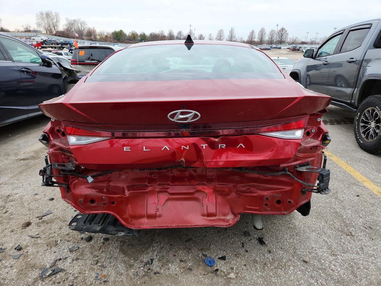 2023 HYUNDAI ELANTRA SEL photo 6