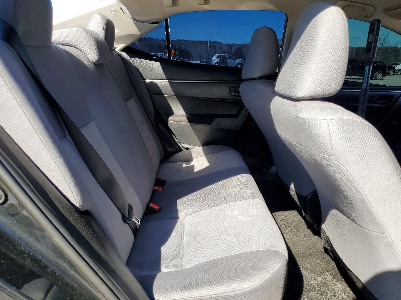 2016 TOYOTA COROLLA L photo 19