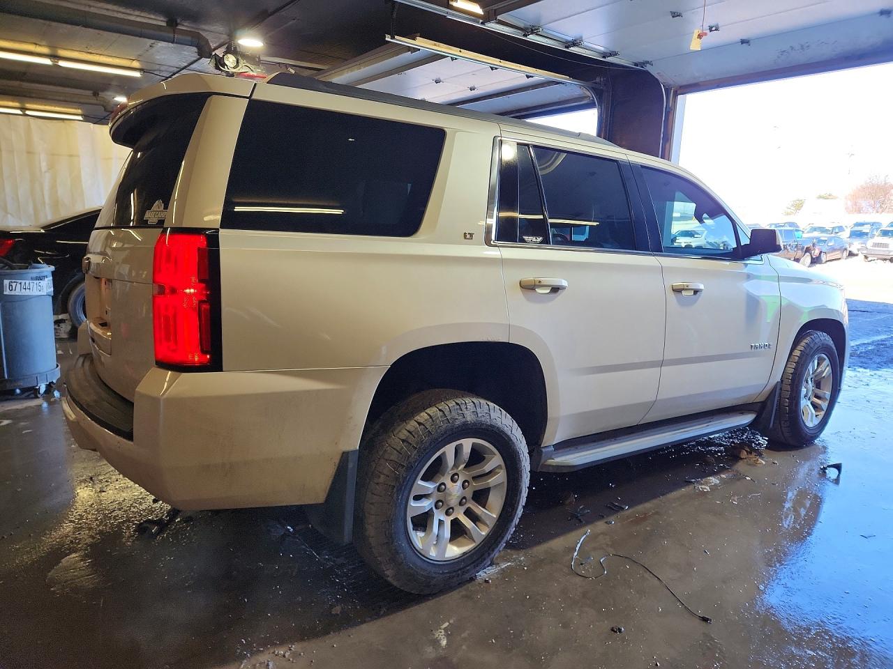 2015 CHEVROLET TAHOE K1500 LT photo 3