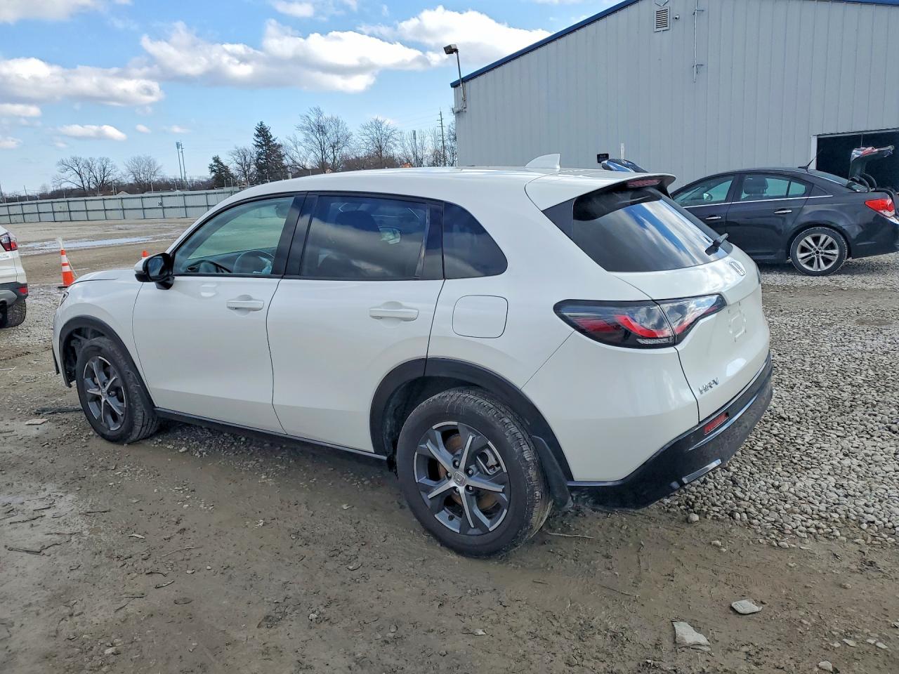 2024 HONDA HR-V EXL photo 3