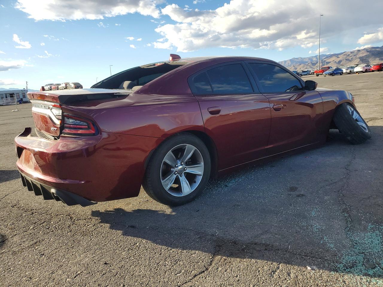 2017 DODGE CHARGER SXT photo 5