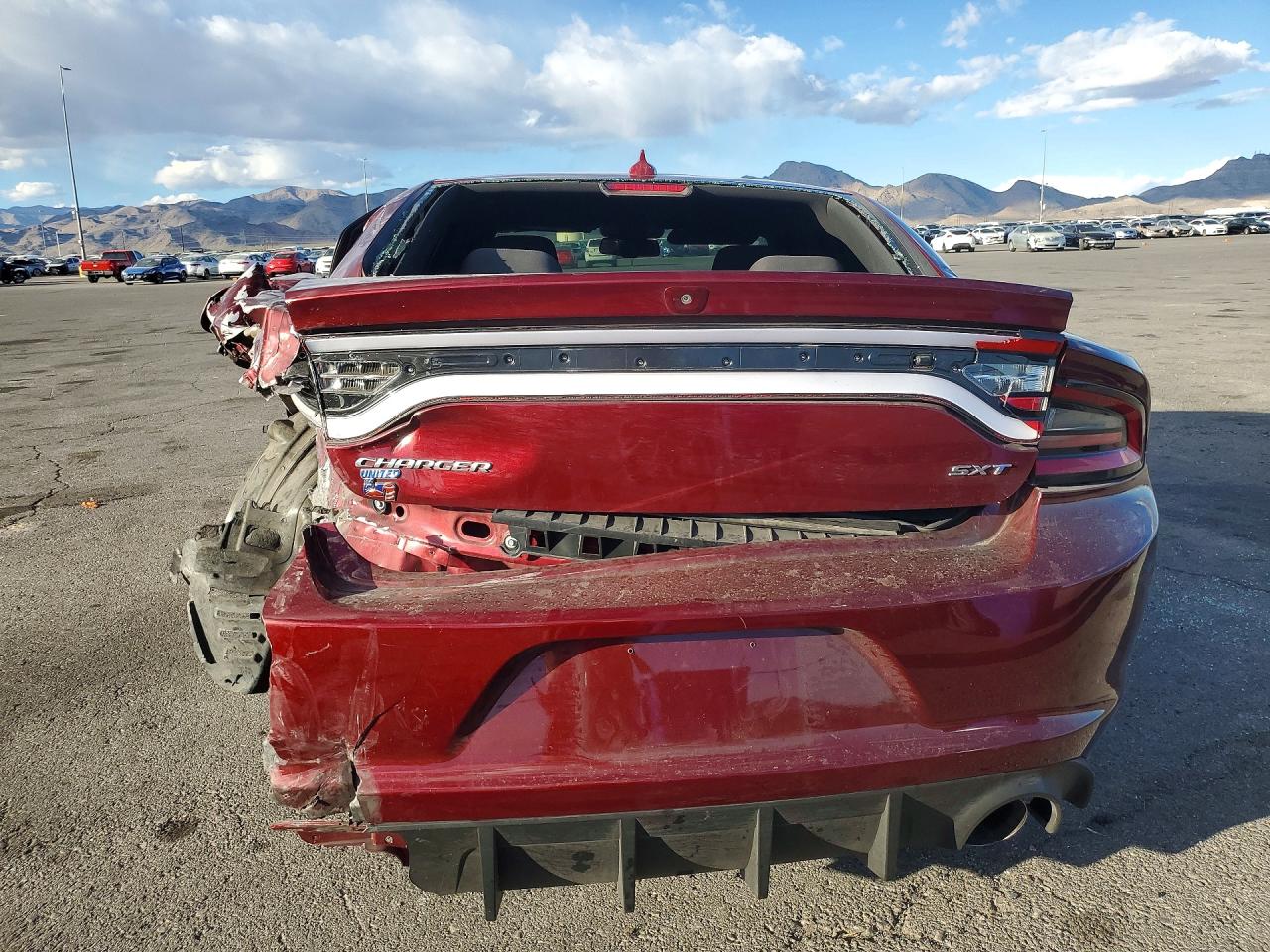 2017 DODGE CHARGER SXT photo 11