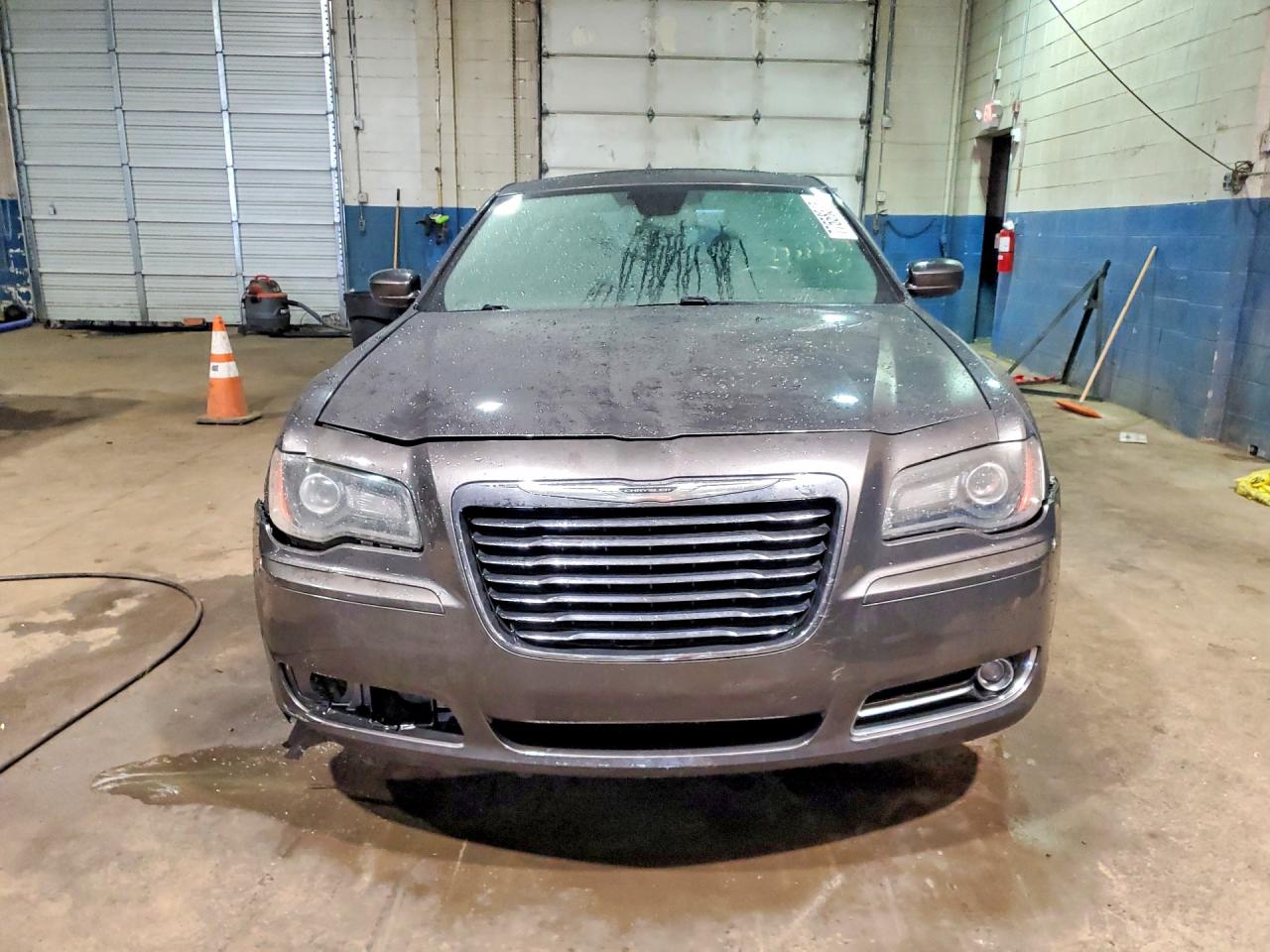 2014 CHRYSLER 300 S photo 13