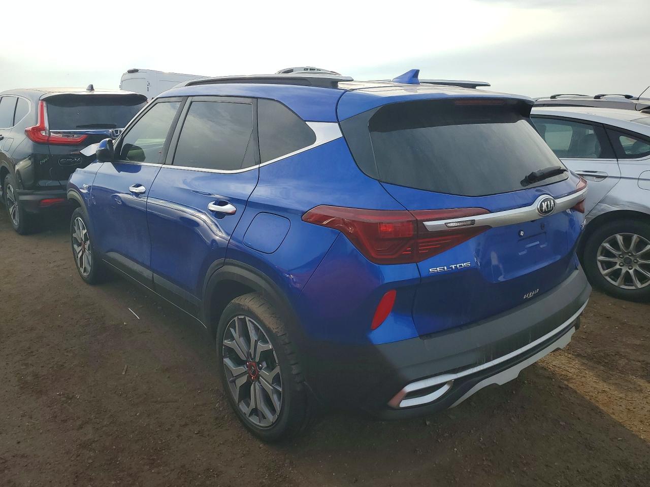2021 KIA SELTOS photo 2